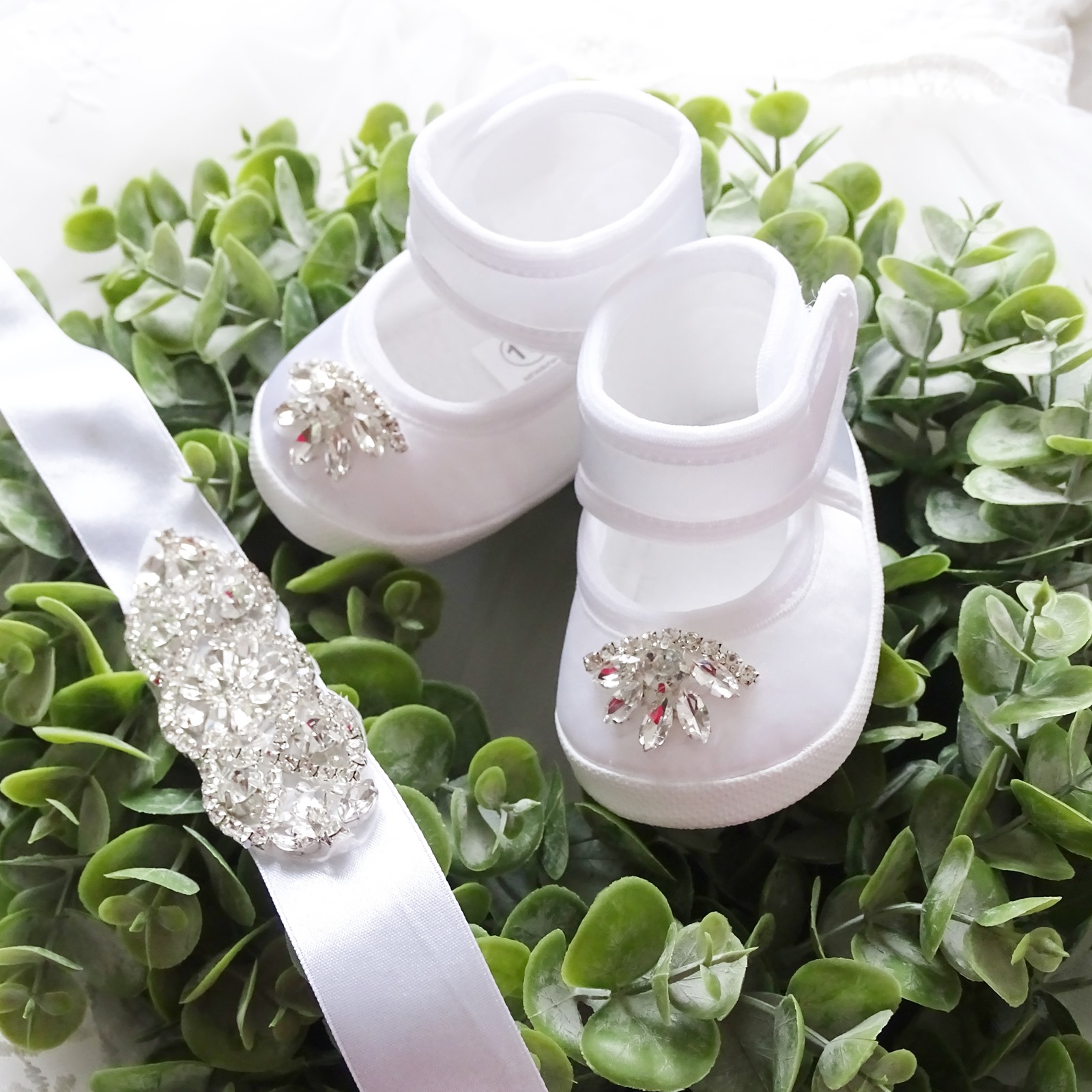 Babyschuhe, Taufschuhe Baby, Festliche Schuhe Baby Säugling Kleinkind, Krabbelschuhe, Lauflernschuhe, Stoffschuhe weiß, Taufkleidung -B113-