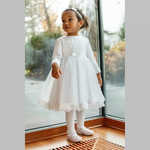 Taufkleid für Mädchen Anna in Ecru mit Tüllrock und Spitze